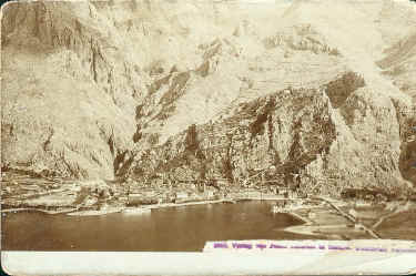 cattaro2.bmp.jpg (127599 bytes)